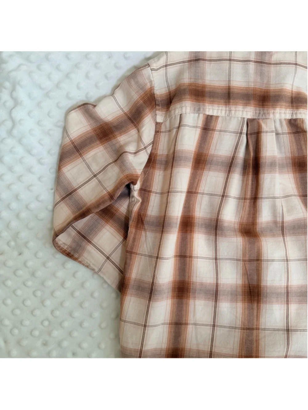 Boys The Children's Place Plaid Button Down Shirt Size 7/8 Beige Brown